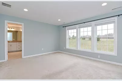 22 Locust Ln #22, Hopkinton, MA 01748 - Photo 12