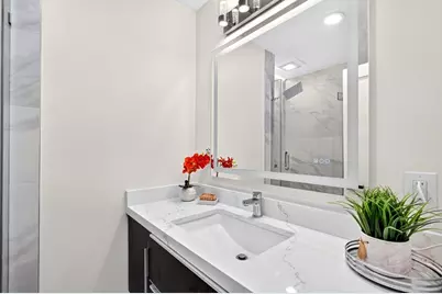 365 Newton St, Brookline, MA 02467 - Photo 24