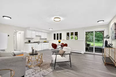 365 Newton St, Brookline, MA 02467 - Photo 26