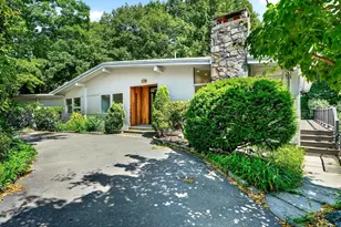 365 Newton St, Brookline, MA 02467 - Photo 34