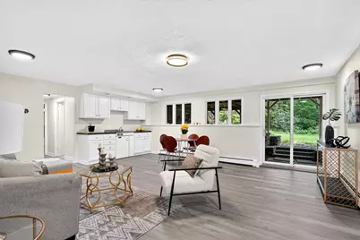 365 Newton St, Brookline, MA 02467 - Photo 26
