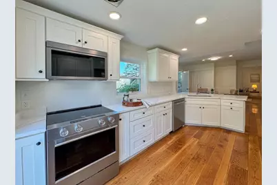 187 Humphrey St, Marblehead, MA 01945 - Photo 10