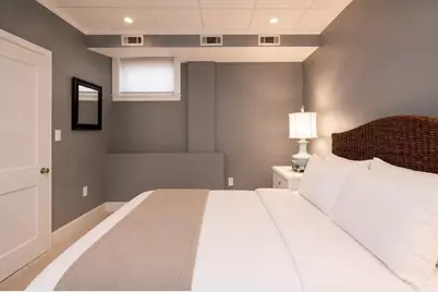1253 Beacon St #4BB, Brookline, MA 02446 - Photo 8