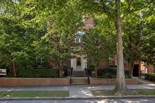 1253 Beacon St, Brookline, MA 02446 - Photo 12