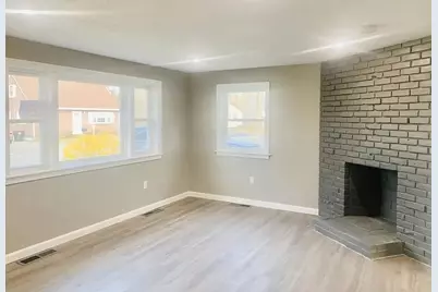 771 Summer, Brockton, MA 02302 - Photo 4
