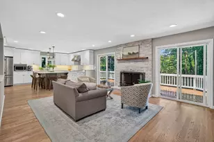 7 McCarthy Cir, Framingham, MA 01701 - Photo 10