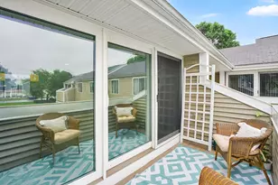26 Nassau Dr, Springfield, MA 01129 - Photo 6
