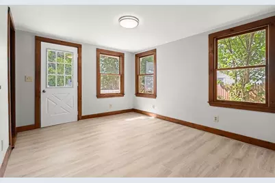 6 Richs Court, Amesbury, MA 01913 - Photo 2