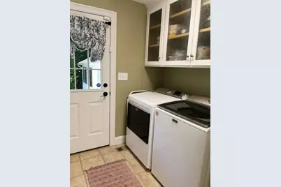 111 Springfield Street, Wilbraham, MA 01095 - Photo 16