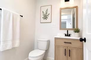 21 Main St, Foxboro, MA 02124 - Photo 4