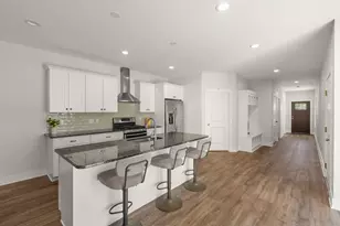 36a Elm St, Salisbury, MA 01952 - Photo 10