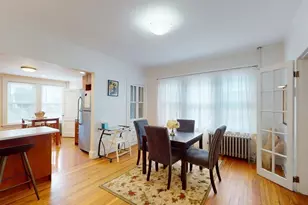 29 Montgomery St, Cambridge, MA 02140 - Photo 8