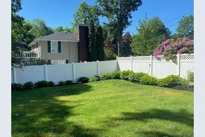18 Hart St, Burlington, MA 01803 - Photo 6