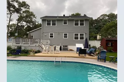 18 Hart St, Burlington, MA 01803 - Photo 2