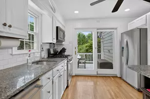 18 Hart St, Burlington, MA 01803 - Photo 16