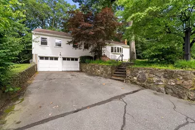 44 Windemere Rd, Wellesley, MA 02481 - Photo 2