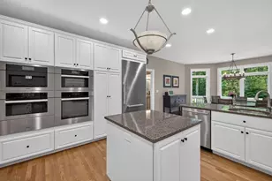 22 Rhodes Dr, Wrentham, MA 02093 - Photo 12
