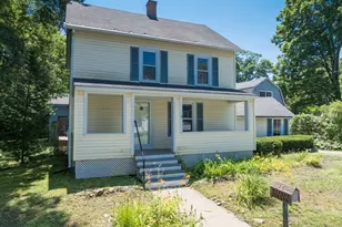 56 Warner St, Northampton, MA 01062 - Photo 2