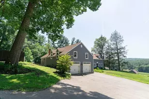 501 Wine Rd, New Braintree, MA 01531 - Photo 2