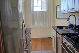 122 Riverway, Boston, MA 02215 - Photo 6