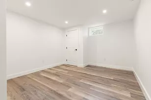 39 McKinley Ave, Lowell, MA 01851 - Photo 28