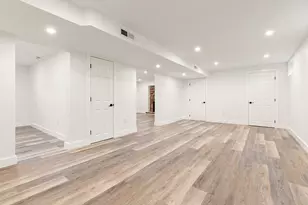 39 McKinley Ave, Lowell, MA 01851 - Photo 26