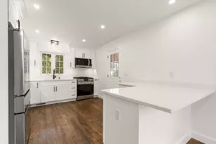 39 McKinley Ave, Lowell, MA 01851 - Photo 6