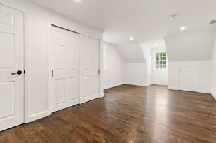 39 McKinley Ave, Lowell, MA 01851 - Photo 18