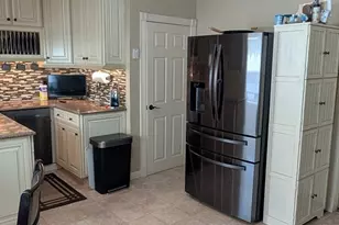 103 B, Lowell, MA 01851 - Photo 14