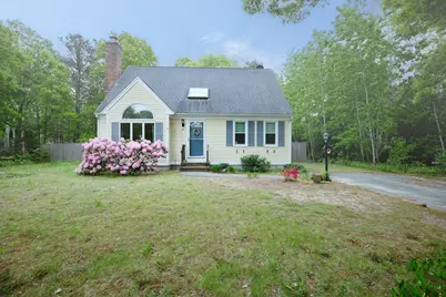 95 Rockville Ave, Falmouth, MA 02536 - Photo 1