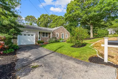 864 West Yarmouth Road, Yarmouth, MA 02675 - Photo 2