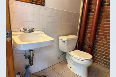 130 Lincoln Street #B, Boston, MA 02111 - Photo 14