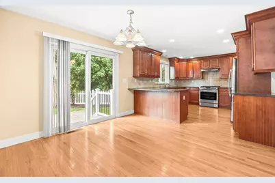 46 Loring Avenue, Winchester, MA 01890 - Photo 8