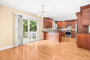 46 Loring Ave, Winchester, MA 01890 - Photo 8
