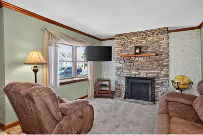 117 Warren Avenue, Marlborough, MA 01752 - Photo 12