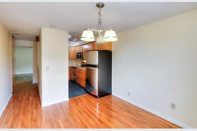 321 Plantation St #102, Worcester, MA 01604 - Photo 6