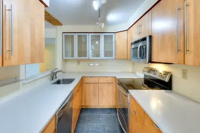 321 Plantation St #102, Worcester, MA 01604 - Photo 12