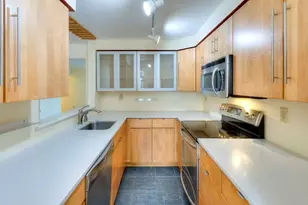 321 Plantation St, Worcester, MA 01604 - Photo 12