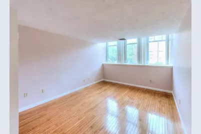 321 Plantation St #102, Worcester, MA 01604 - Photo 16
