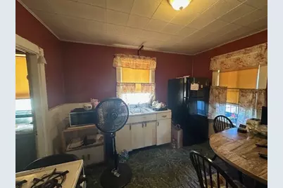31 Amherst St, Boston, MA 02131 - Photo 6