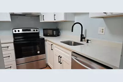 10 Longworth Ave #22, Brockton, MA 02301 - Photo 8