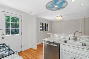 958 Belmont St, Watertown, MA 02472 - Photo 4