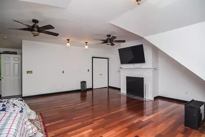 359 SE Main St, Douglas, MA 01516 - Photo 10