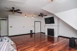 359 S E Main St, Douglas, MA 01516 - Photo 10