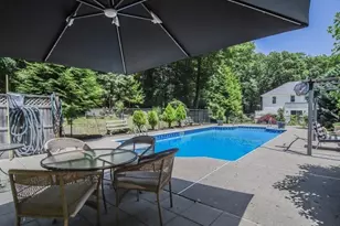 359 S E Main St, Douglas, MA 01516 - Photo 36