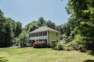 359 S E Main St, Douglas, MA 01516 - Photo 2