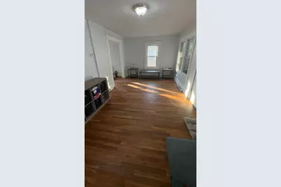 21 Fullerton St, Springfield, MA 01151 - Photo 10