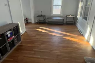 21 Fullerton St, Springfield, MA 01151 - Photo 10