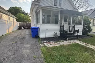 21 Fullerton St, Springfield, MA 01151 - Photo 2