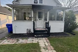21 Fullerton St, Springfield, MA 01151 - Photo 1